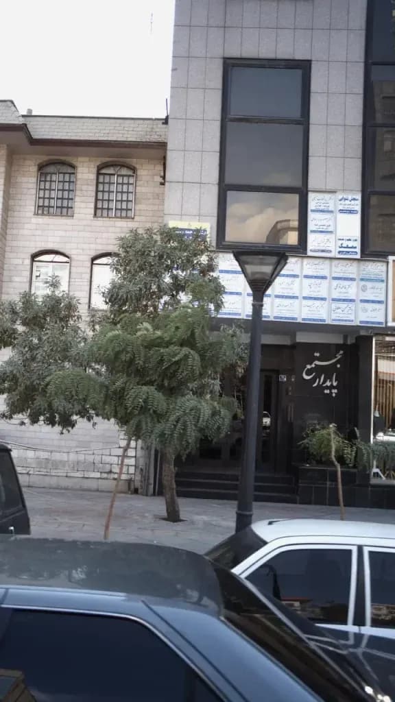 drsoltani-576x1024.webp