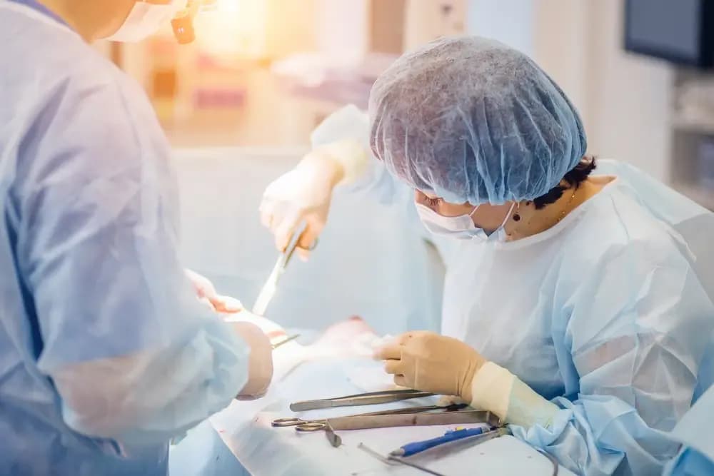 the-best-breast-cancer-surgeon-in-tehran.1.webp