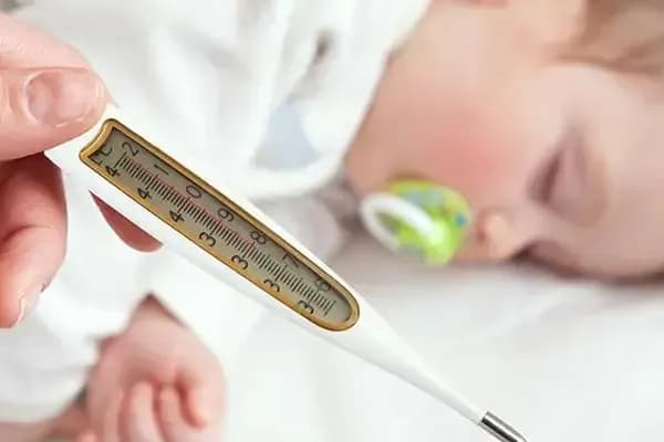تب-در-کودکان؛-علت-و-علائم-و-انواع-تب-در-اطفال-تصویر-3-1.webp