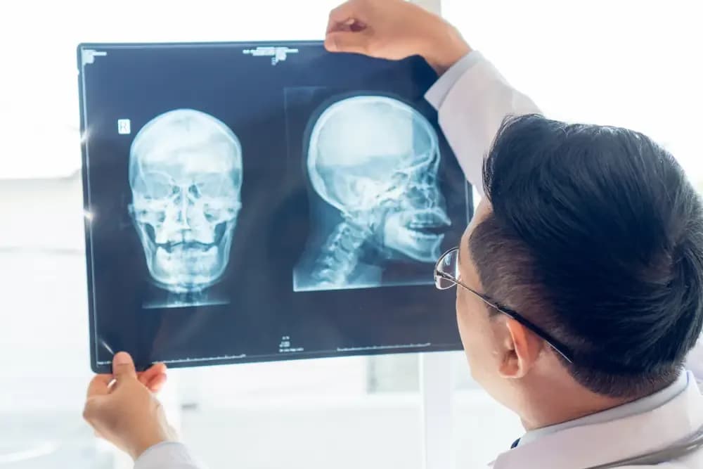 head-and-neck-cancer-specialist.webp
