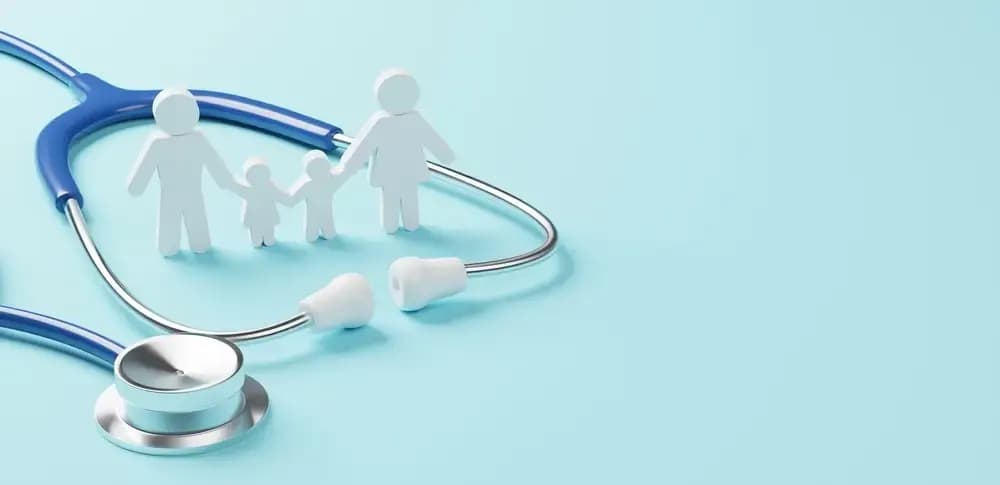 informing-others-about-cancer.webp